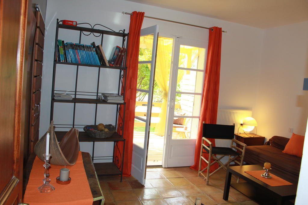 La Bousquatiere Bed and Breakfast Piolenc Rum bild