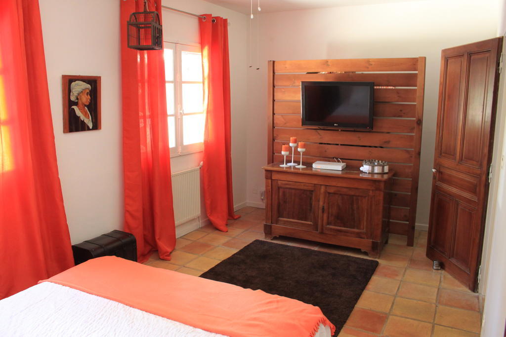 La Bousquatiere Bed and Breakfast Piolenc Rum bild